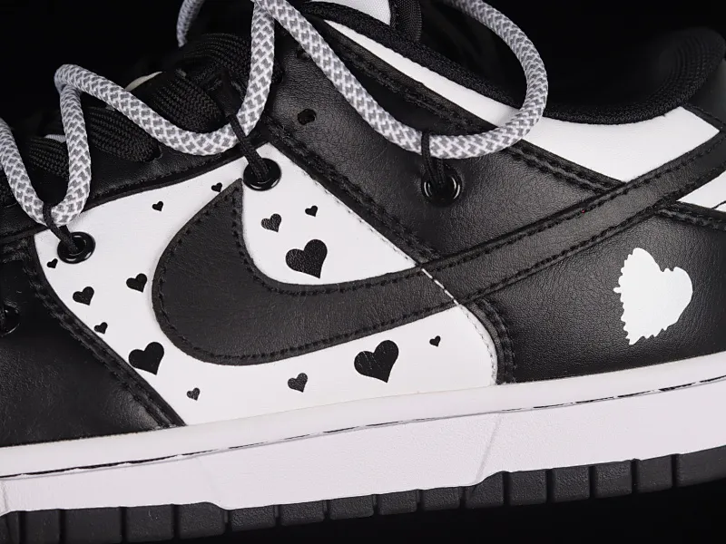 All Categories Nk SB Dunk Series Nk SB Dunk Low Low-top Sneakers Nk Dunk Low Black and White Red Panda Valentine's Day Customized Deconstructed Strap Casual Sneakers DD1503-106